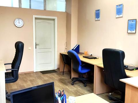 комерційна за адресою Академіка Кримського вул., 27а