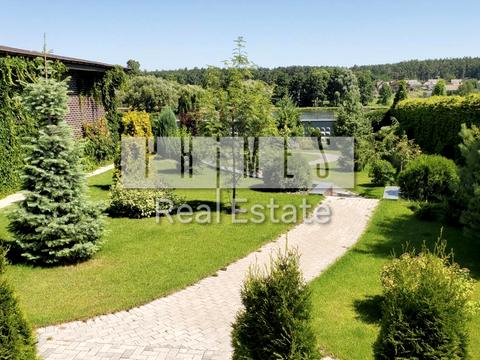 дом по адресу  ул.