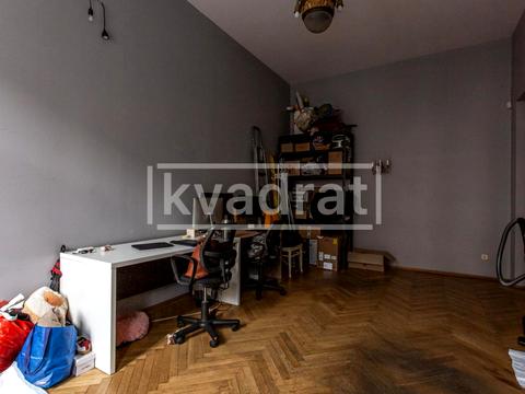 комерційна за адресою Велика Васильківська вул. (Червоноармійська), 43/16