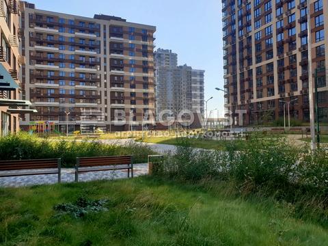 квартира за адресою Олександра Олеся вул., 5-А