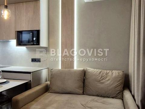 квартира за адресою Олександра Олеся вул., 5-А