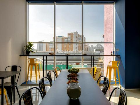 комерційна за адресою Борщагівська вул., 154