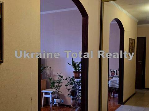 квартира за адресою Драгоманова вул., 17