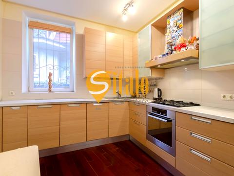 будинок за адресою Дмитра Дорошенка вул. (Чигоріна), 9