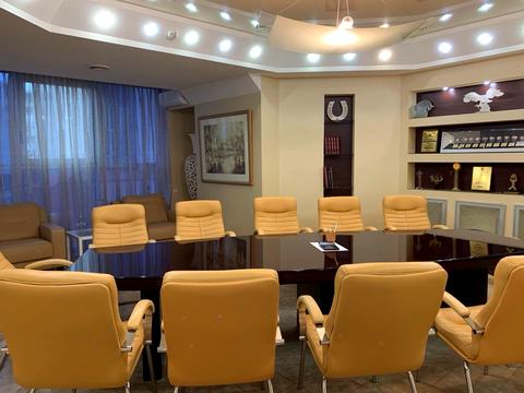 комерційна за адресою Велика Васильківська вул. (Червоноармійська), 64