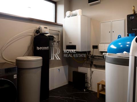 дом по адресу  ул.