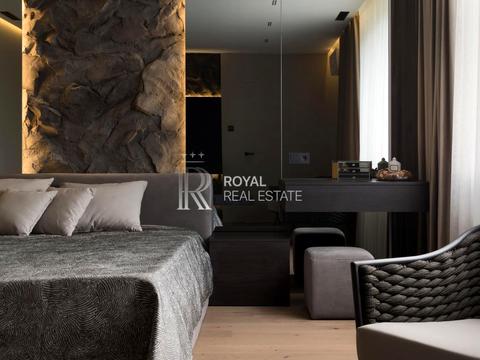 дом по адресу  ул.