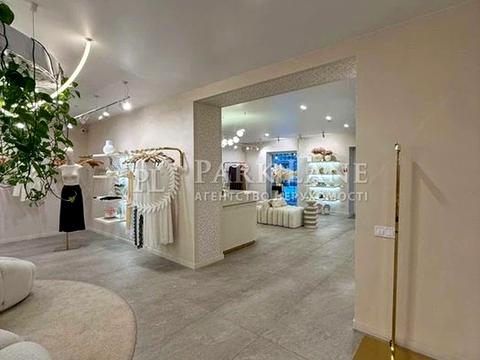 коммерческая по адресу Василия Тютюнника ул. (Анрі Барбюса), 56/2