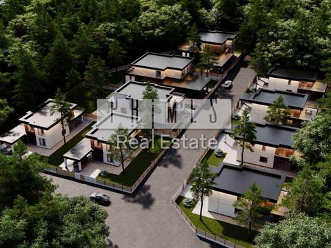 дом по адресу  ул.