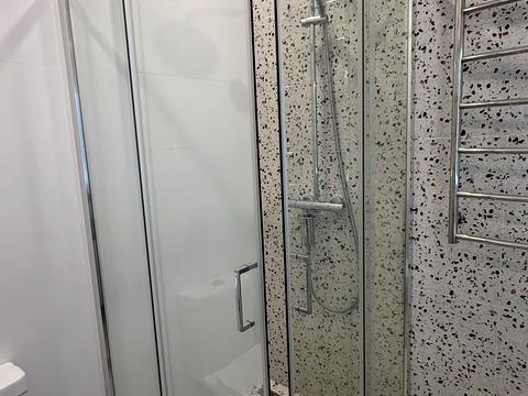 квартира за адресою Салютна вул., 2к6