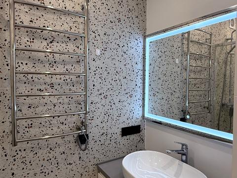 квартира за адресою Салютна вул., 2к6