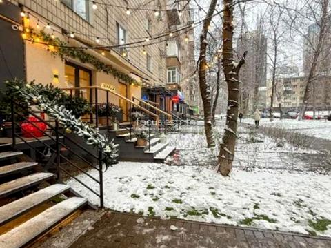 комерційна за адресою Василя Тютюнника вул. (Анрі Барбюса), 56