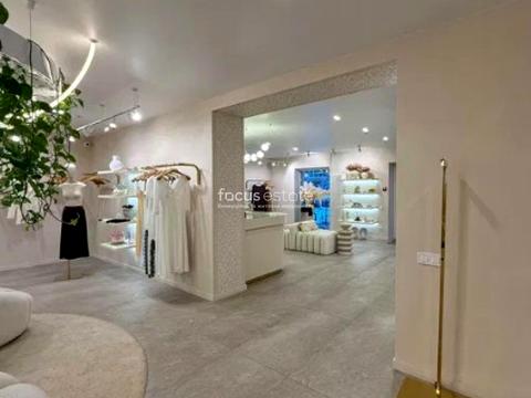 комерційна за адресою Василя Тютюнника вул. (Анрі Барбюса), 56