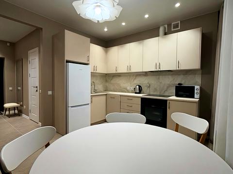 квартира за адресою Академіка Глушкова просп., 9-В