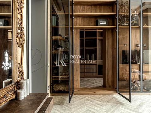 будинок за адресою Янтарна вул., 1