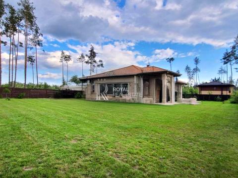 будинок за адресою Янтарна вул., 1