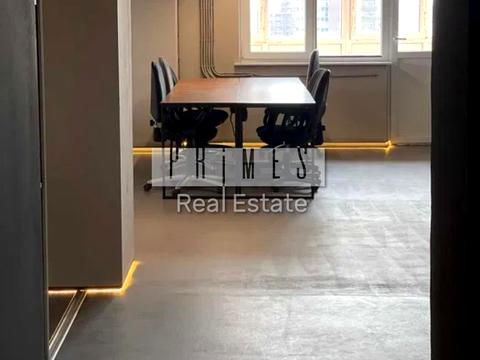 коммерческая по адресу Calle Dilova ул. (Димитрова), 2-Б