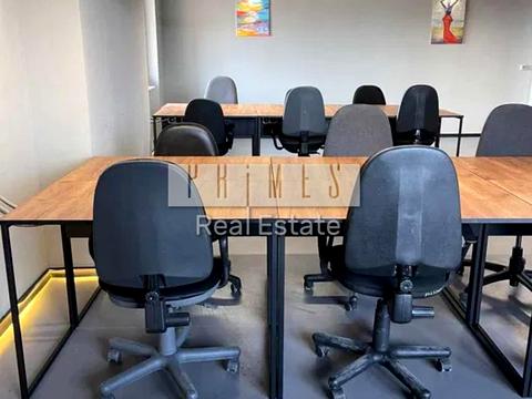 коммерческая по адресу Calle Dilova ул. (Димитрова), 2-Б