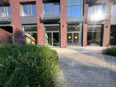 комерційна за адресою Князя Романа Мстиславича вул. (Генерала Жмаченка), 22