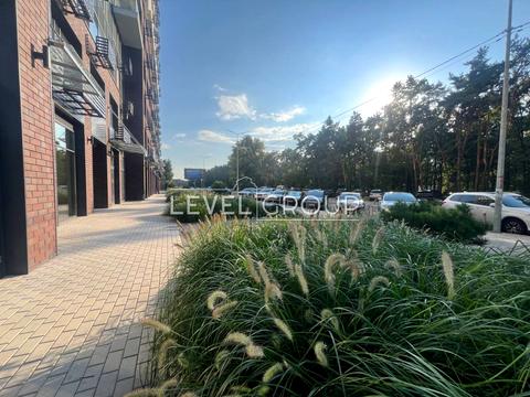 комерційна за адресою Князя Романа Мстиславича вул. (Генерала Жмаченка), 22