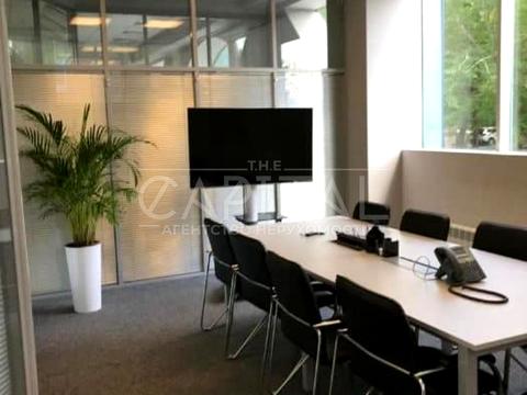 комерційна за адресою Шовковична вул., 7-А