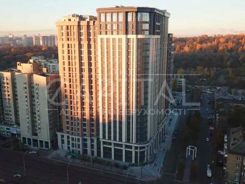 комерційна за адресою Антоновича вул. (Горького), 118