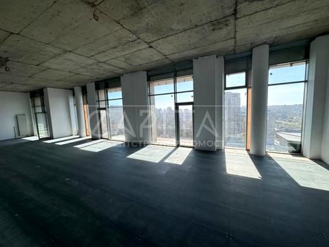 комерційна за адресою Антоновича вул. (Горького), 118