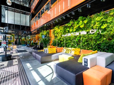 коммерческая по адресу Гарета Джонса ул. (Сімʼї Хохлових), 8