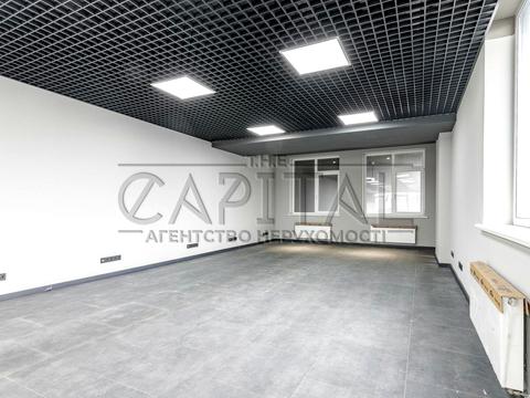 коммерческая по адресу Степана Бандеры просп. (Московський), 9Б