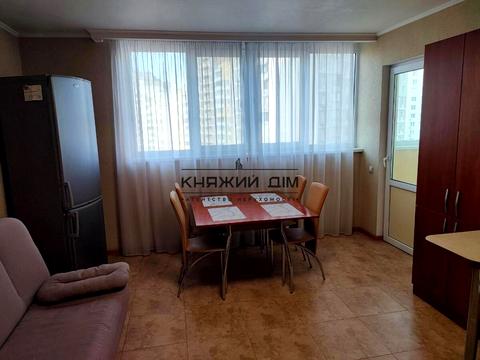 квартира за адресою Срібнокільська вул., 2-А