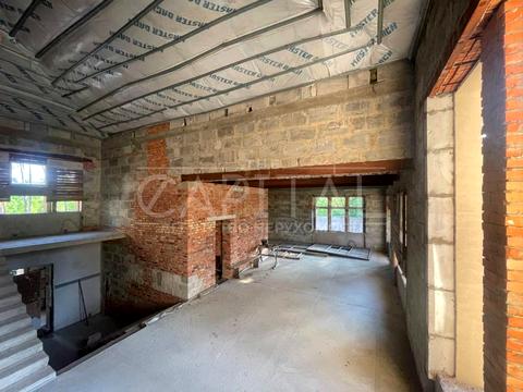 дом по адресу Київська ул., 100