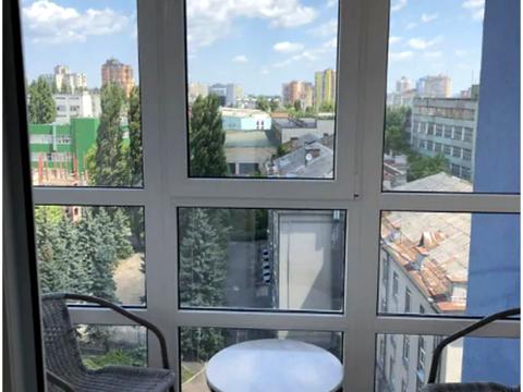 квартира за адресою Кирило-Мефодіївська вул., 2