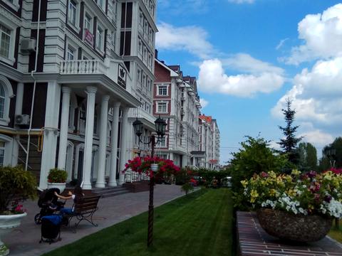 квартира за адресою Київ, Дмитра Луценка вул. (Крейсера "Аврора"), 8