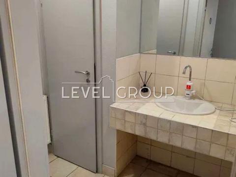 комерційна за адресою Володимира Івасюка просп. (Героїв Сталінграду), 24-А