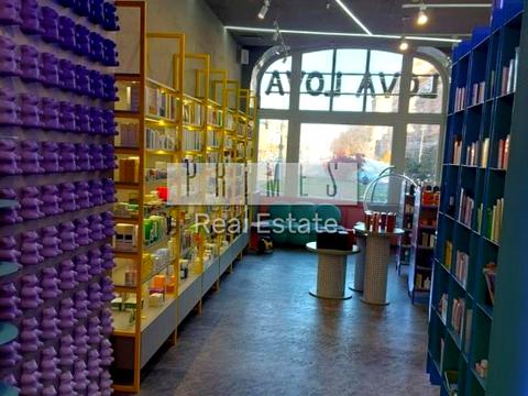 комерційна за адресою Велика Васильківська вул. (Червоноармійська), 1-3