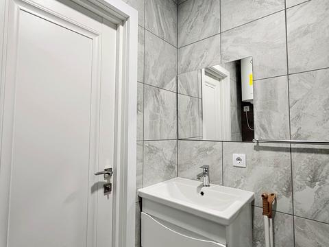 квартира за адресою Олега Мудрака вул. (Генерала Наумова), 1-Б