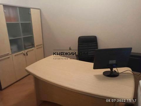 комерційна за адресою Київ, Івана Франка пл., 12