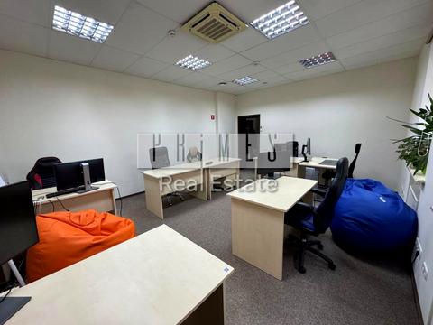 комерційна за адресою Красилівська вул., 11