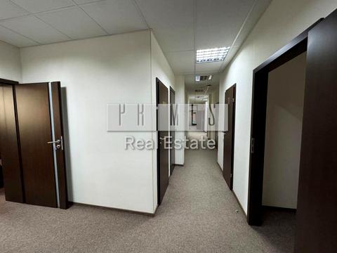 комерційна за адресою Красилівська вул., 11