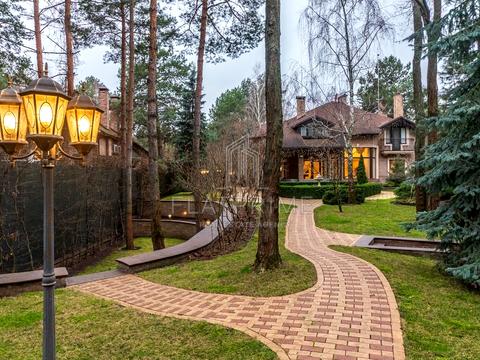 будинок за адресою Боброва, 1