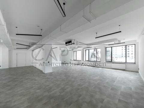 комерційна за адресою Саксаганського вул., 53/80