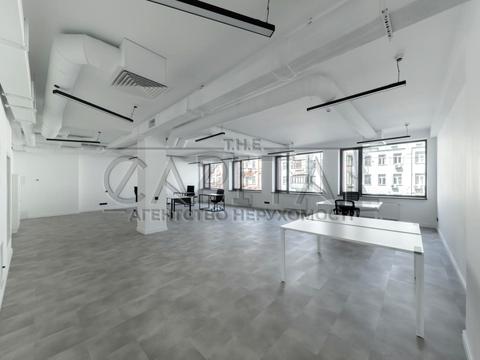 комерційна за адресою Саксаганського вул., 53/80