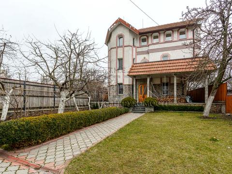 будинок за адресою Київ, Менделєєва вул.