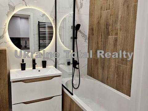 квартира за адресою Родини Крістерів вул., 16