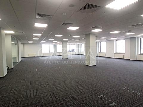 комерційна за адресою Жилянська вул., 75