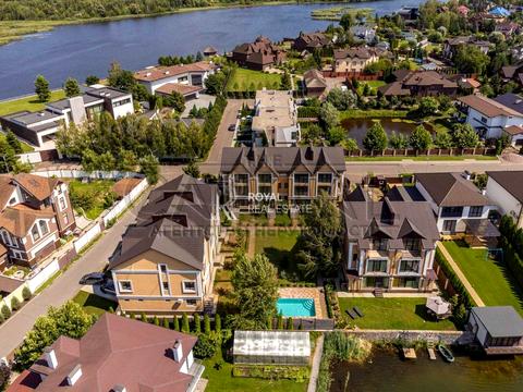 дом по адресу 1-ша Нова ул., 20