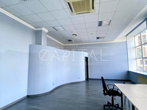 комерційна за адресою Київ, Митрополита Василя Липківського вул. (Урицького), 1а