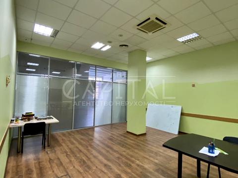 комерційна за адресою Київ, Митрополита Василя Липківського вул. (Урицького), 1а