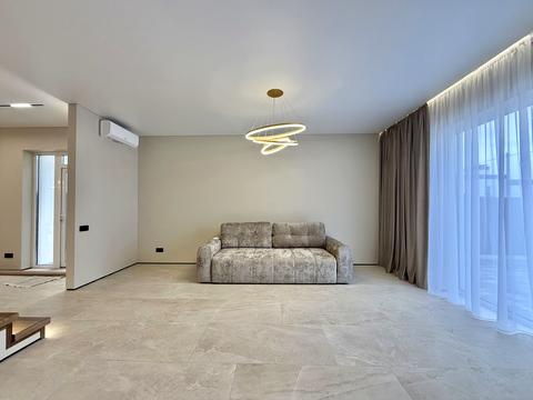 будинок за адресою с. Петропавлівська борщагівка, Макарівська вул., 39