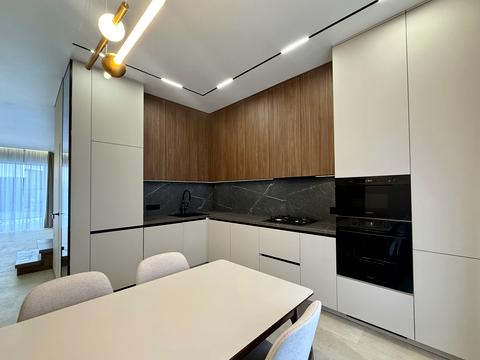 будинок за адресою с. Петропавлівська борщагівка, Макарівська вул., 39